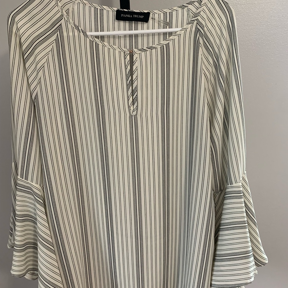 Ivanka Trump Blouse - Picture 3 of 16